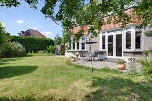 'Front' Garden Section- click for photo gallery